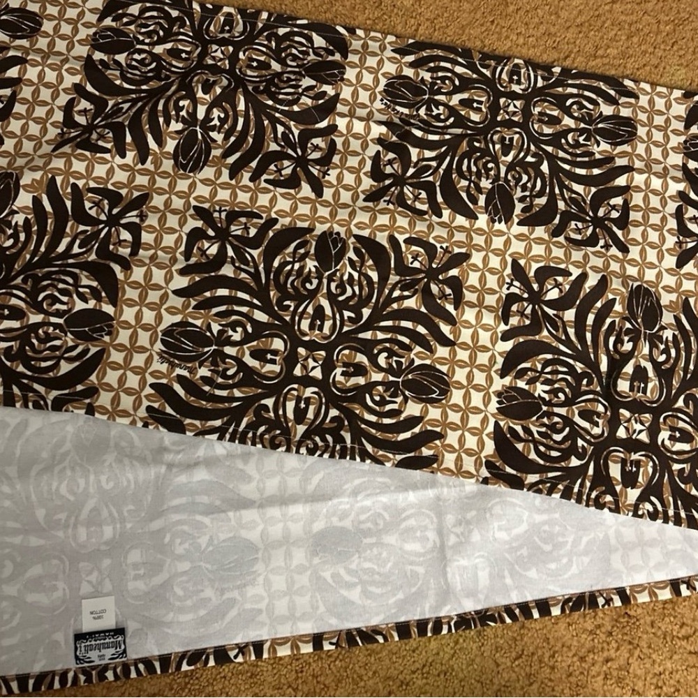 Manuhealii Brown and Cream Hawaiian Quilt Panel